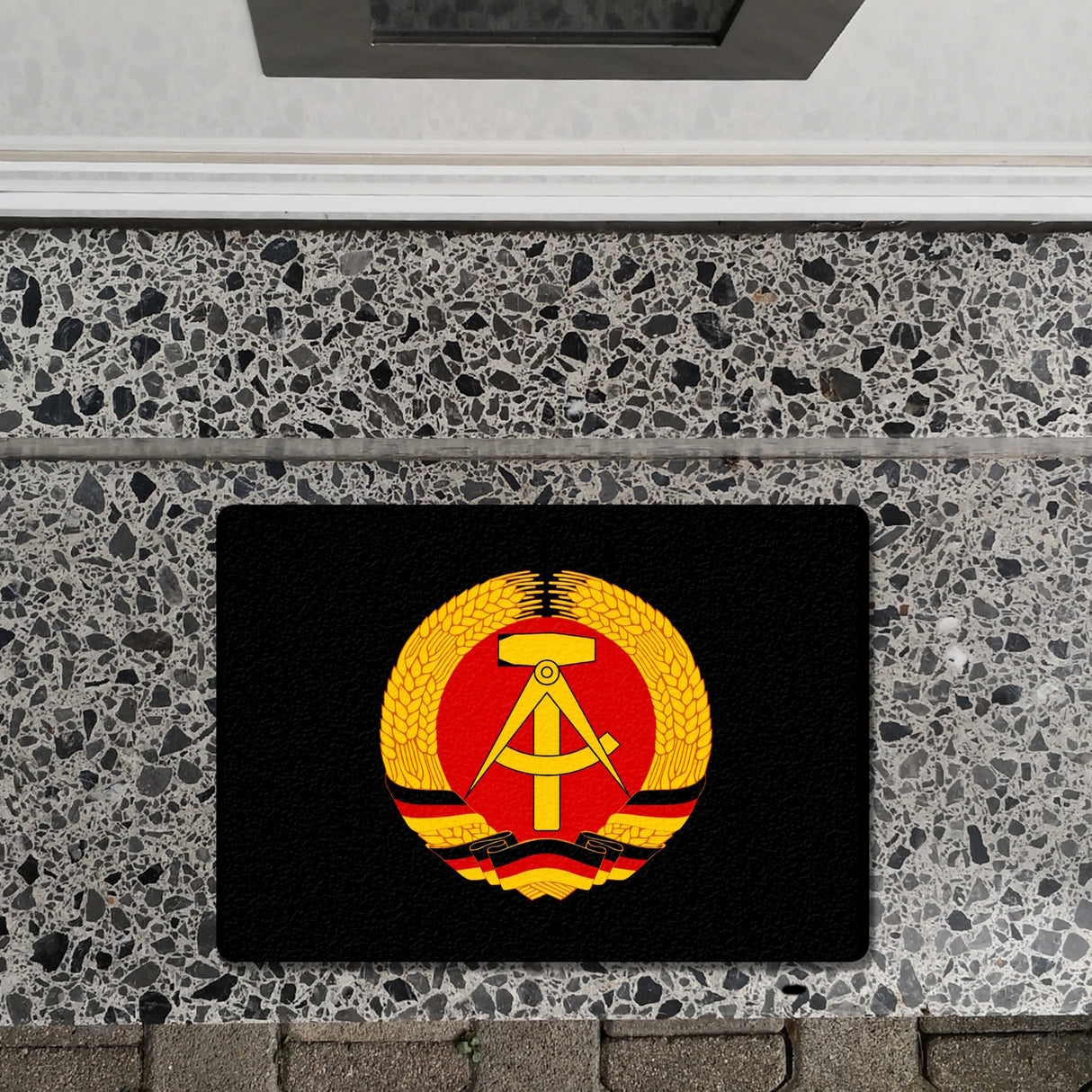 DDR Staatswappen Fußmatte in 35x50 cm ohne Rand für Ostalgie Fans