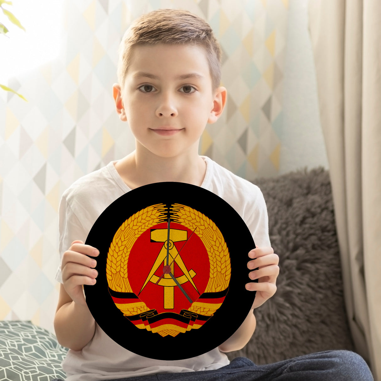 DDR Staatswappen Wanduhr für Ostalgie Fans