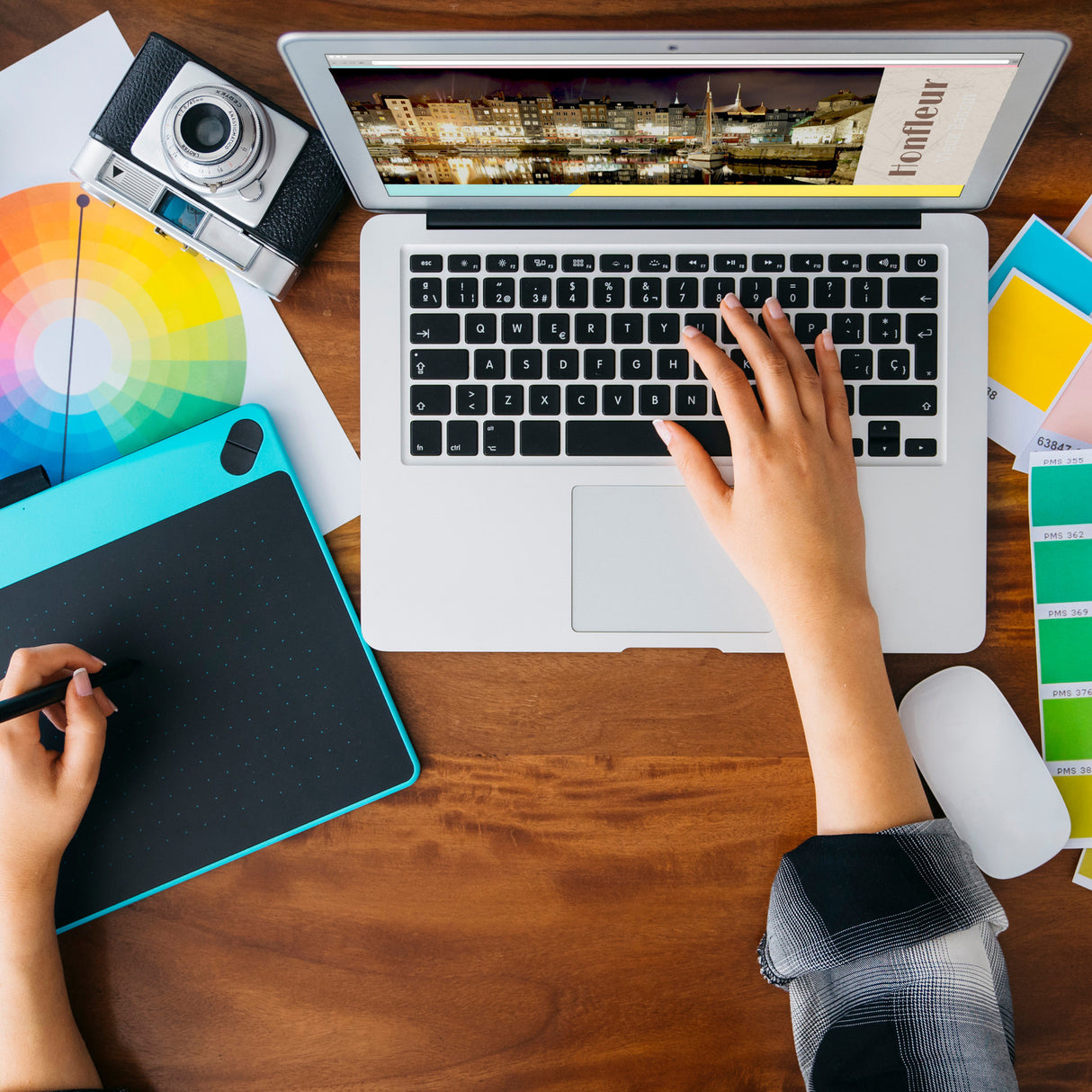 streetline Honfleur Vieux Bassin Panorama Souvenir Magnet