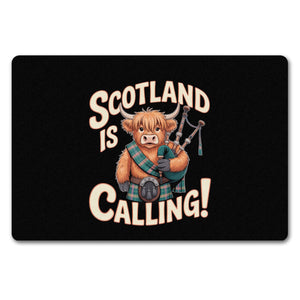 Scotland is calling! Fußmatte in 35x50 cm ohne Rand mit Highland-Kuh-Motiv