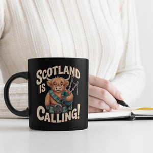 Scotland is calling! Tasse mit Highland-Kuh-Motiv