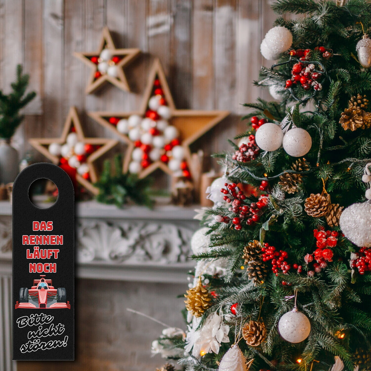 Sportwagen Türhänger mit Spruch: Rennen läuft, bitte nicht stören.