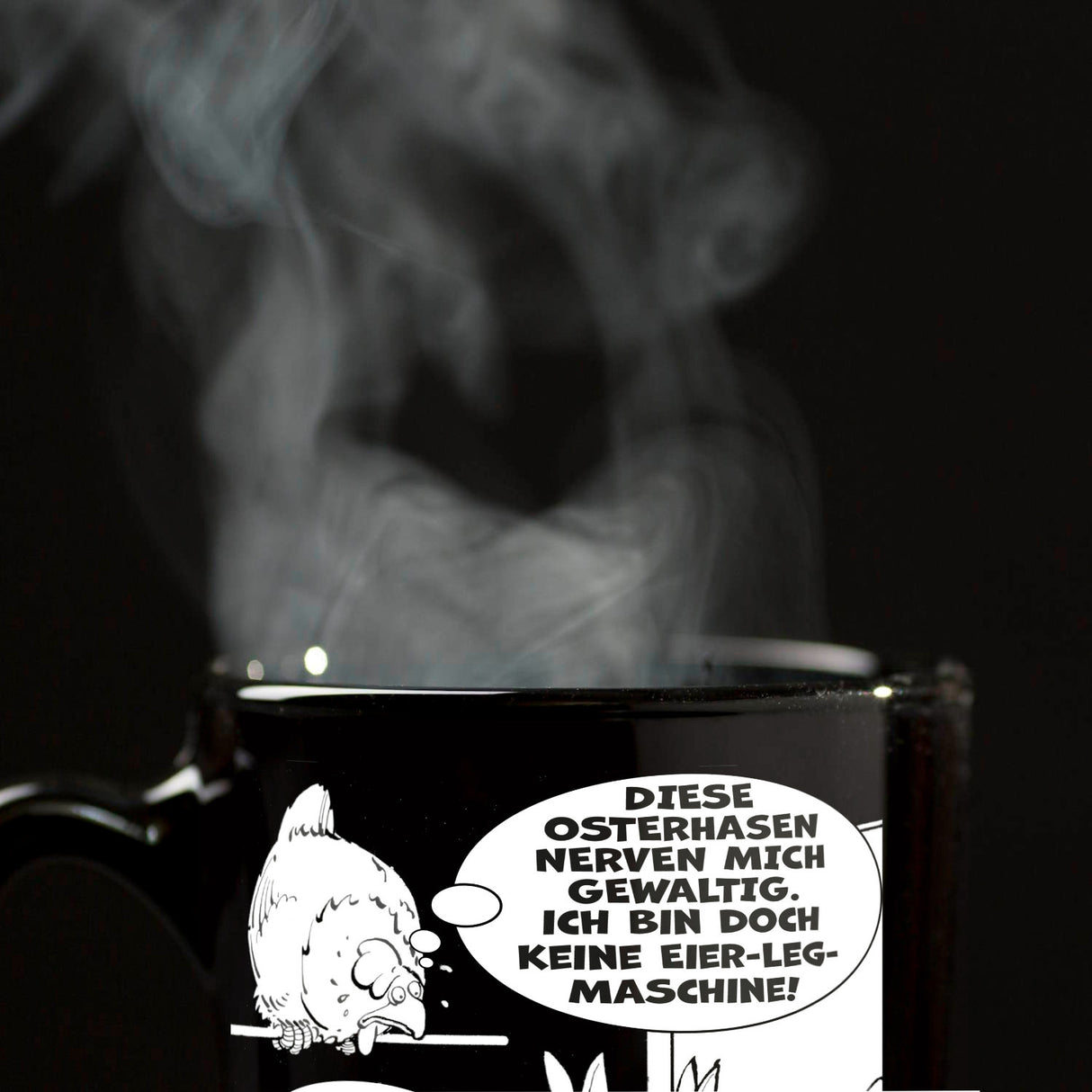Osterhasen Tasse in Schwarz mit Spruch: Eier abholen, Hasen nerven gewaltig.