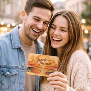 Sonnenuntergang Genieße den Moment Postkarte aus Holz