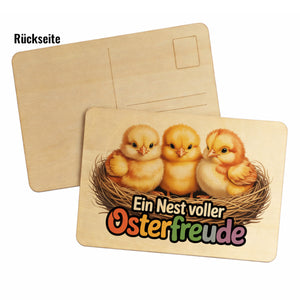 Oster-Küken Postkarte aus Holz Ein Nest voller Osterfreude
