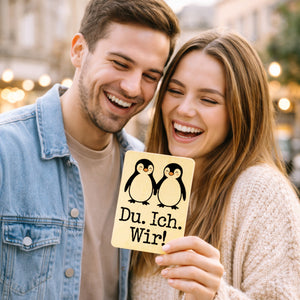Pinguin Liebe Du. Ich. Wir! Postkarte aus Holz