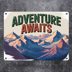 Adventure Awaits Bergpanorama Metallschild in 15x20 cm