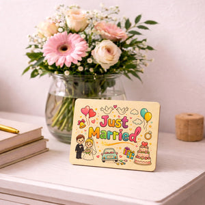 Just Married Regenbogen Hochzeit Postkarte aus Holz