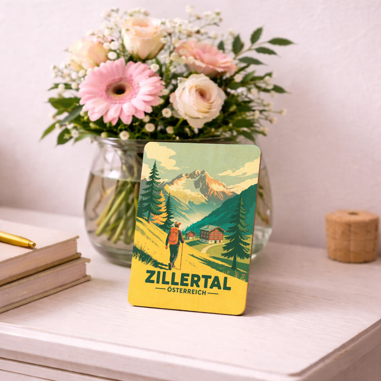 Vintage Zillertal Postkarte aus Holz mit Wanderer