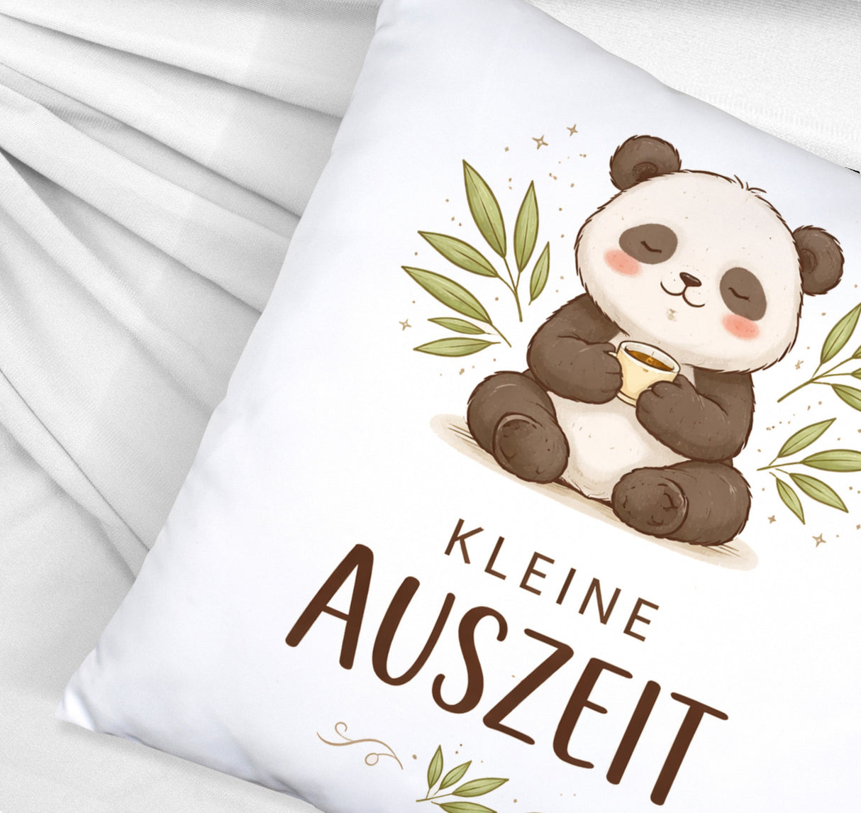 Panda mit Bambusblätter Kleine Auszeit Kissen für Pandafans