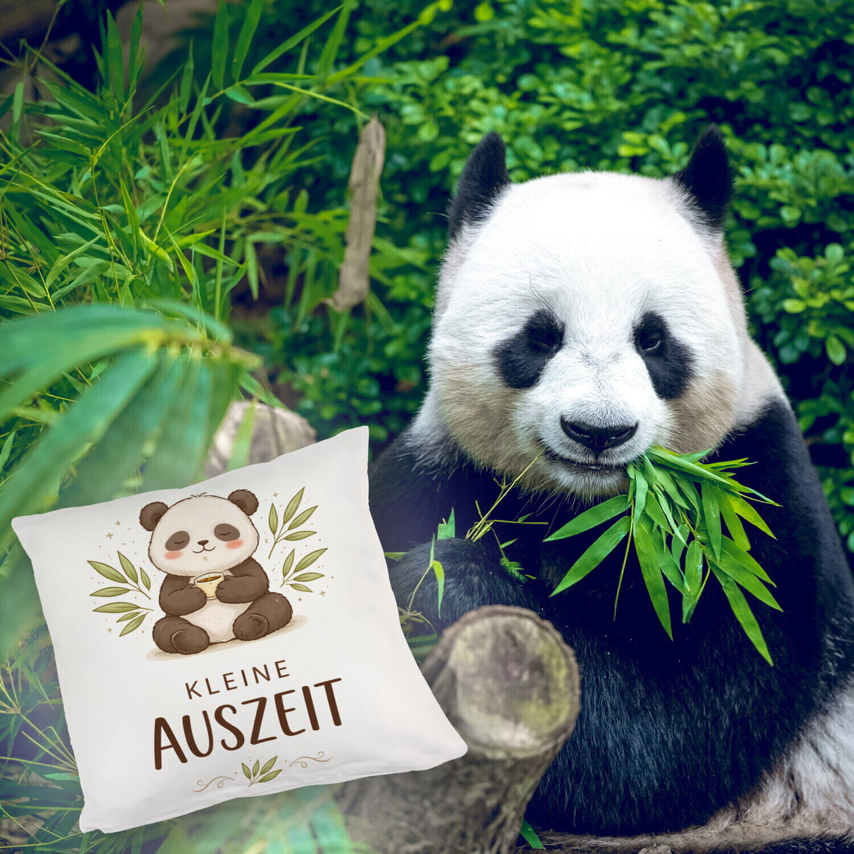 Panda mit Bambusblätter Kleine Auszeit Kissen für Pandafans