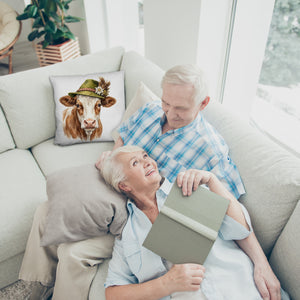 Kuh mit alpenländischem Trachtenhut Kissen