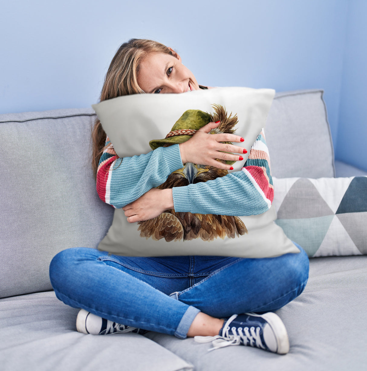 Steinadler mit alpenländischem Trachtenhut Kissen