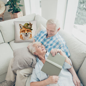 Fuchs mit alpenländischem Trachtenhut Kissen