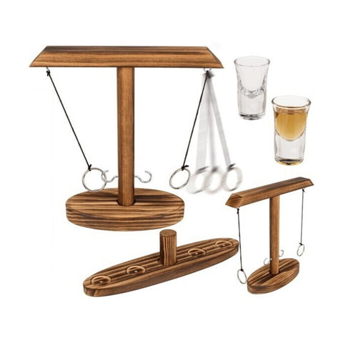 Ring Toss Trinkspiel mit zwei Schnapsgläsern