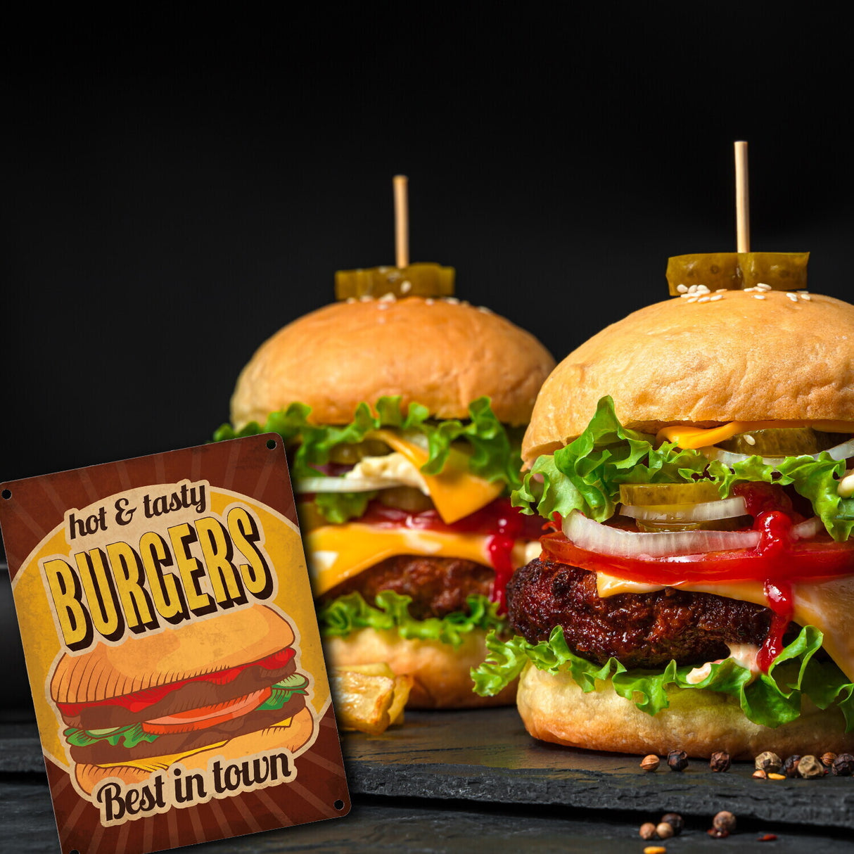 Metallschild mit American Diner Classics - Burgers Motiv