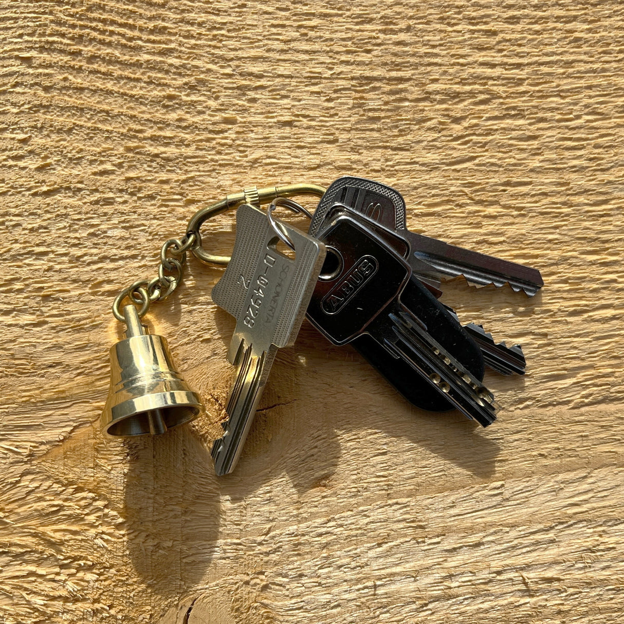 Glocke Schlüsselanhänger aus Messing - Jetzt Kaufen und Klicken! –