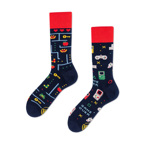 Game Over Many Mornings Socken für Gamer in 39-42 im Paar