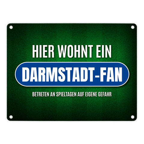Hier wohnt ein Darmstadt-Fan Metallschild mit Rasen Motiv