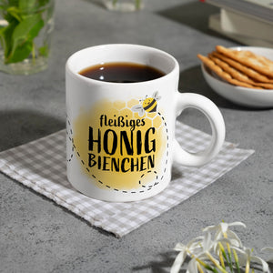 Fleißiges Honigbienchen - Kaffeebecher mit süßer, schwirrender Biene