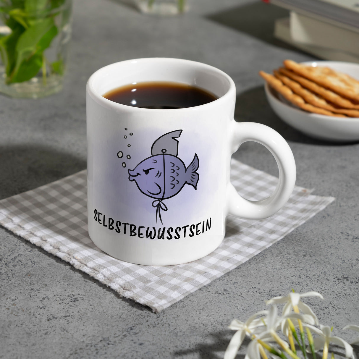 Selbstbewusstsein - Kaffeebecher mit dem gewitzten Fisch mit Haifischflosse