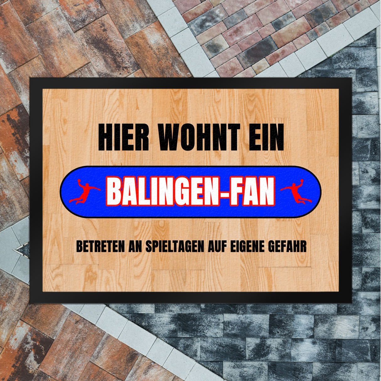 Hier wohnt ein Balingen-Fan Fußmatte in 35x50 cm mit Turnhallenboden Motiv