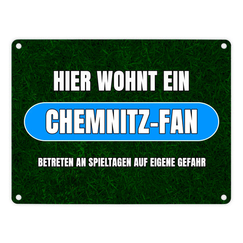 Hier wohnt ein Chemnitz-Fan Metallschild in 15x20 cm mit Rasenmotiv