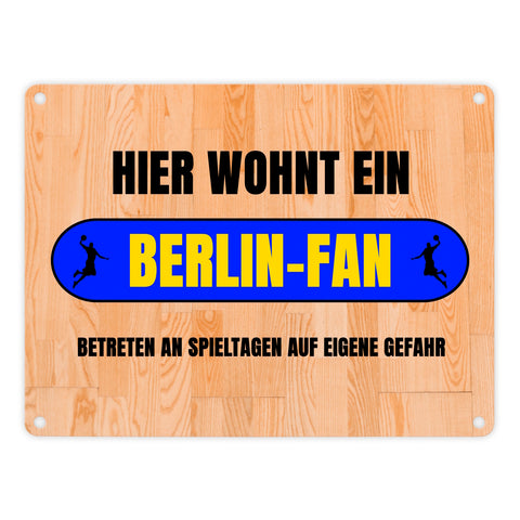 Hier wohnt ein Berlin-Fan Metallschild in 15x20 cm mit Turnhallenboden Motiv