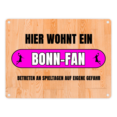 Hier wohnt ein Bonn-Fan Metallschild in 15x20 cm mit Turnhallenboden Motiv