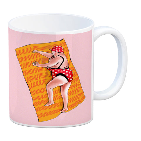 Kaffeebecher mit lustigem Spruch zum Thema Modelfigur und Comic-Dame im Badeanzug