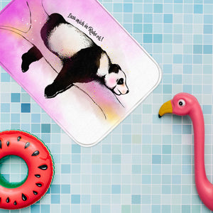 Badematte mit Panda-Design und lustigem Spruch: Lass mich in Ruhe ok!