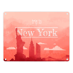 Metallschild in 15x20 cm für Fans von Städtetrips mit der Silhouette von New York in orange