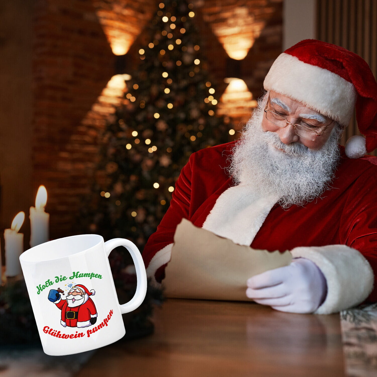 Kaffeebecher mit betrunkenem Weihnachtsmann - Hoch die Humpen, Glühwein pumpen