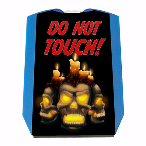 Totenkopf mit Kerzen und Spruch - Do not touch Parkscheibe mit Eiskratzer