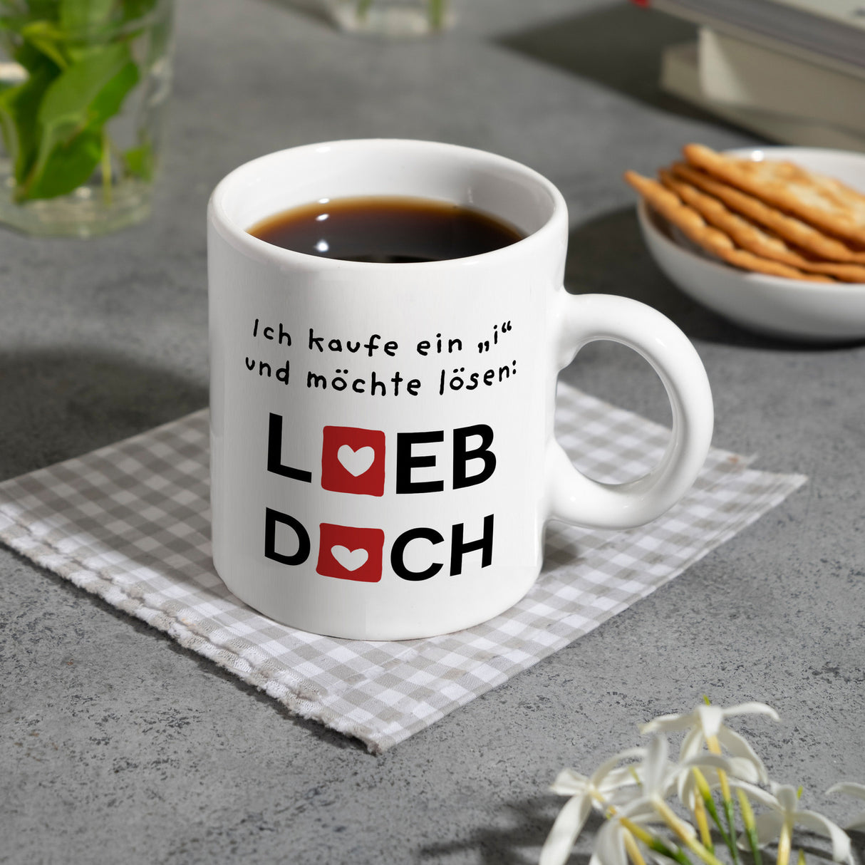 Lieb dich Kaffeebecher mit lustigem Spruch und Herzen