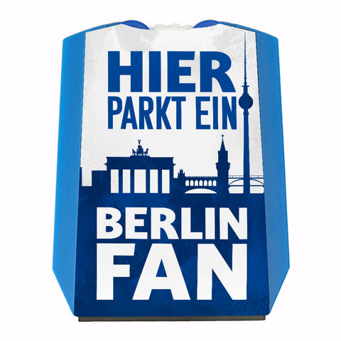 Hier parkt ein Berlin Fan Parkscheibe in Blau Weiß