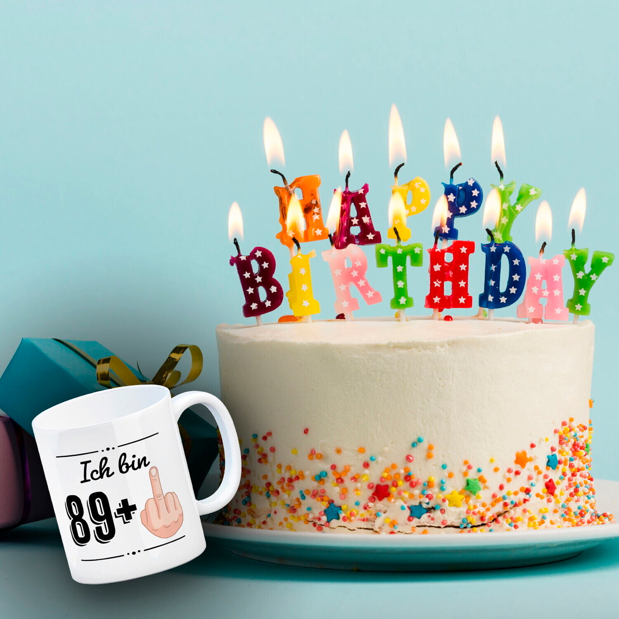 Witziger Kaffeebecher für den 90. Geburtstag mit Motiv: Mittelfinger