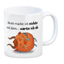 Freches Monster in orange Kaffeebecher mit lustigem Spruch