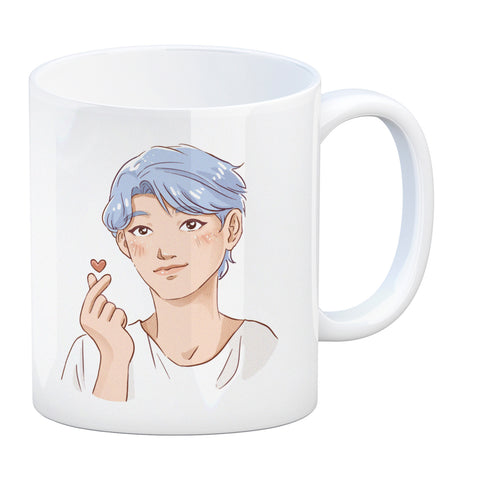 K-Pop Herz Zeichen Kaffeebecher mit Manga Charakter in Farbe