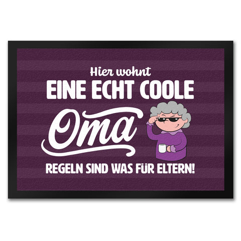 Coole Oma Fußmatte in 35x50 cm mit Spruch Regeln sind was für Eltern