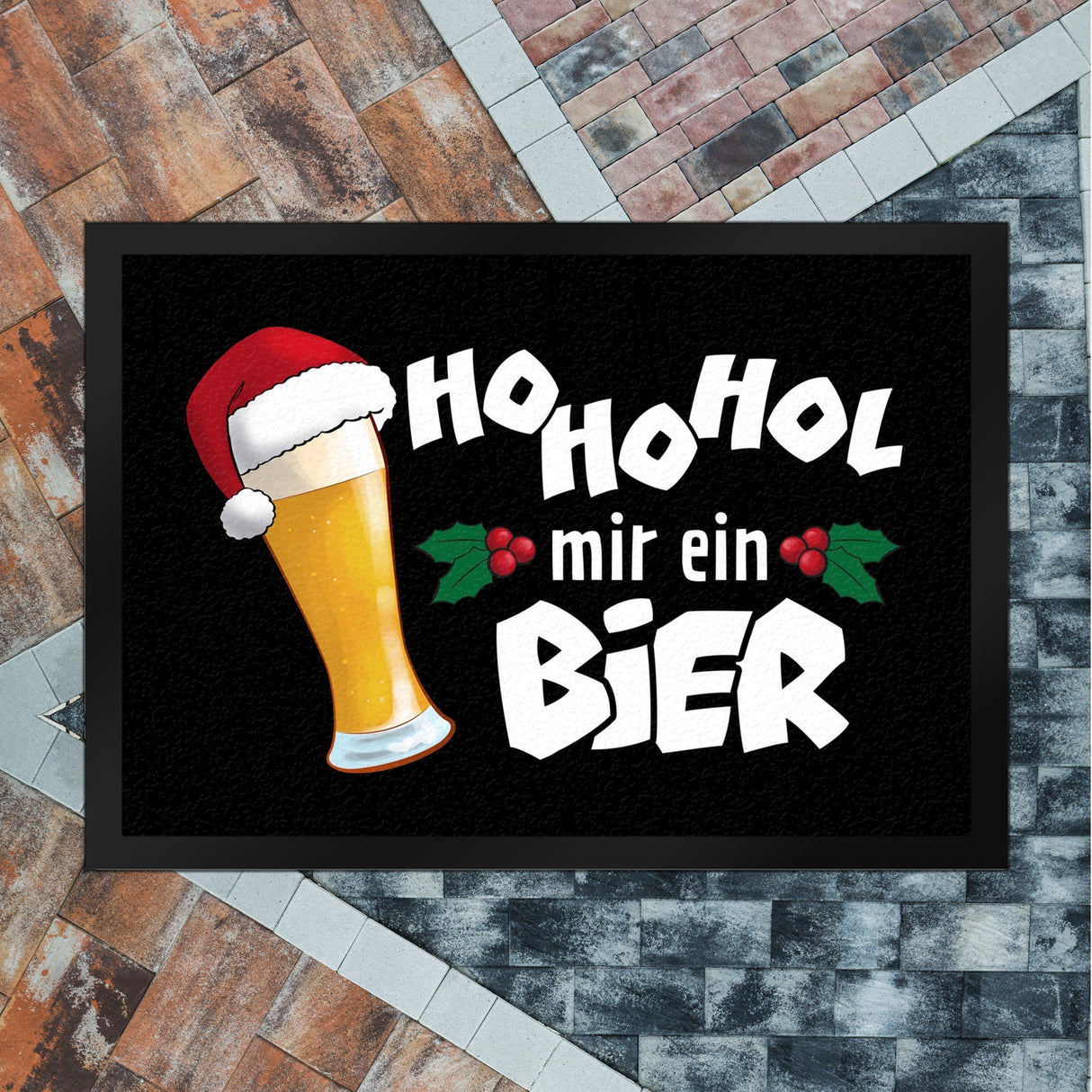 Bier mit Weihnachtsmütze Fußmatte in 35x50 cm mit Spruch HoHoHol mir ein Bier