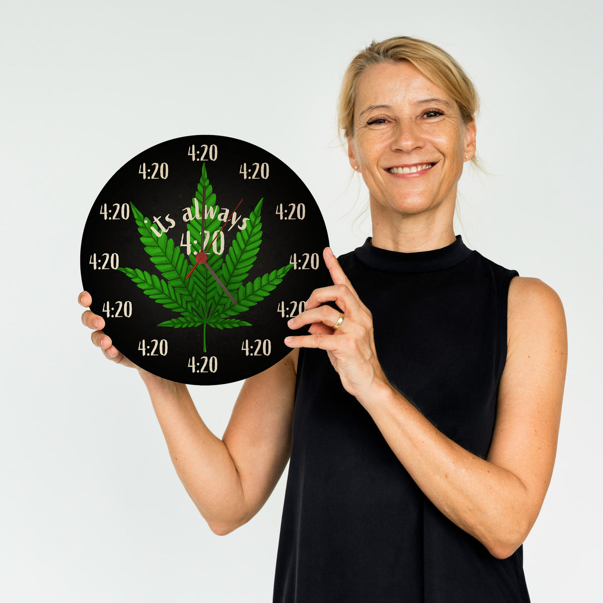 It's always 420 Kiffer Wanduhr mit Cannabis Blatt