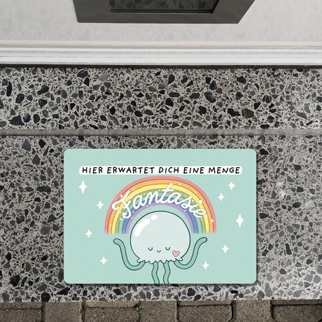 Jelly & Friends Qualle Fußmatte in 35x50 cm ohne Rand mit Spruch Hier erwartet dich eine Menge Fantasie