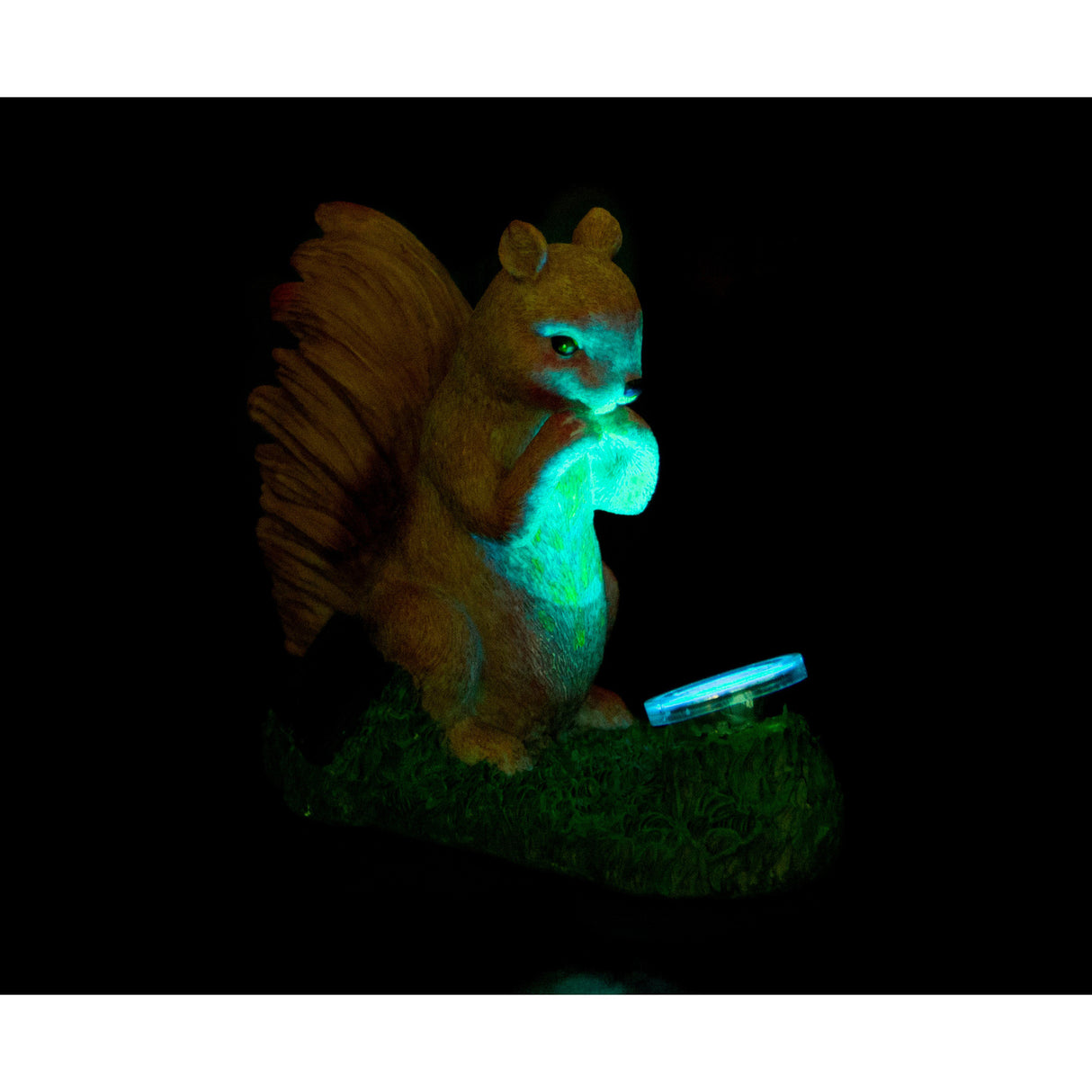 Zombie Eichhörnchen Gartenfigur mit Solarlampe