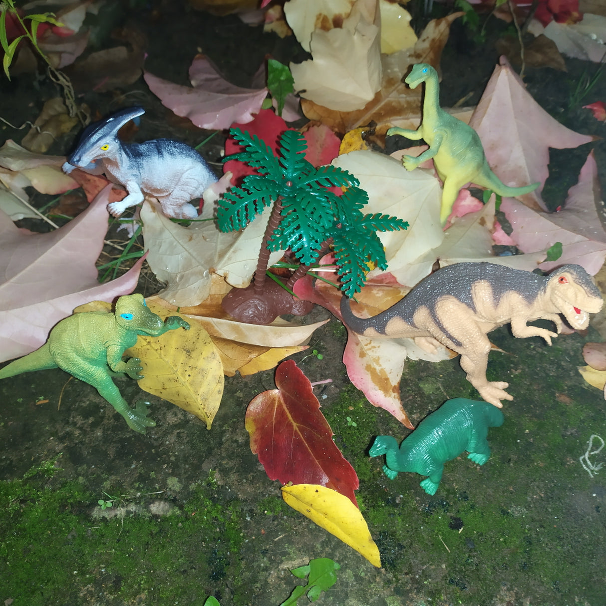Dinosaurier Spielzeugfiguren im 6er Set